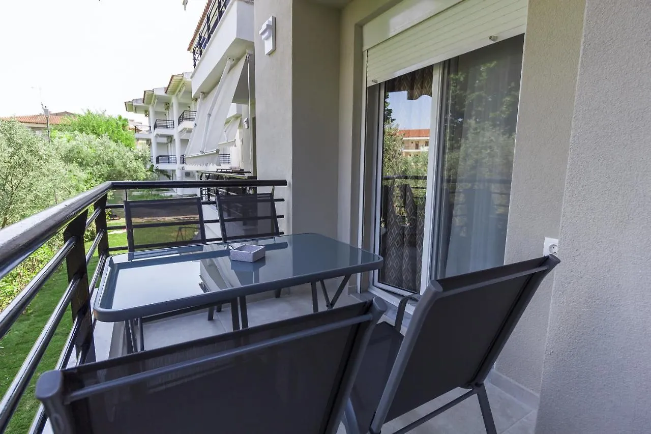 Maya Apartments Hanioti 0*,  Grecia